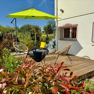  Apartamento Maison Des Chenes 64 - Independant With Terrasse Francia